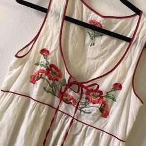 Embroidered tank top size L